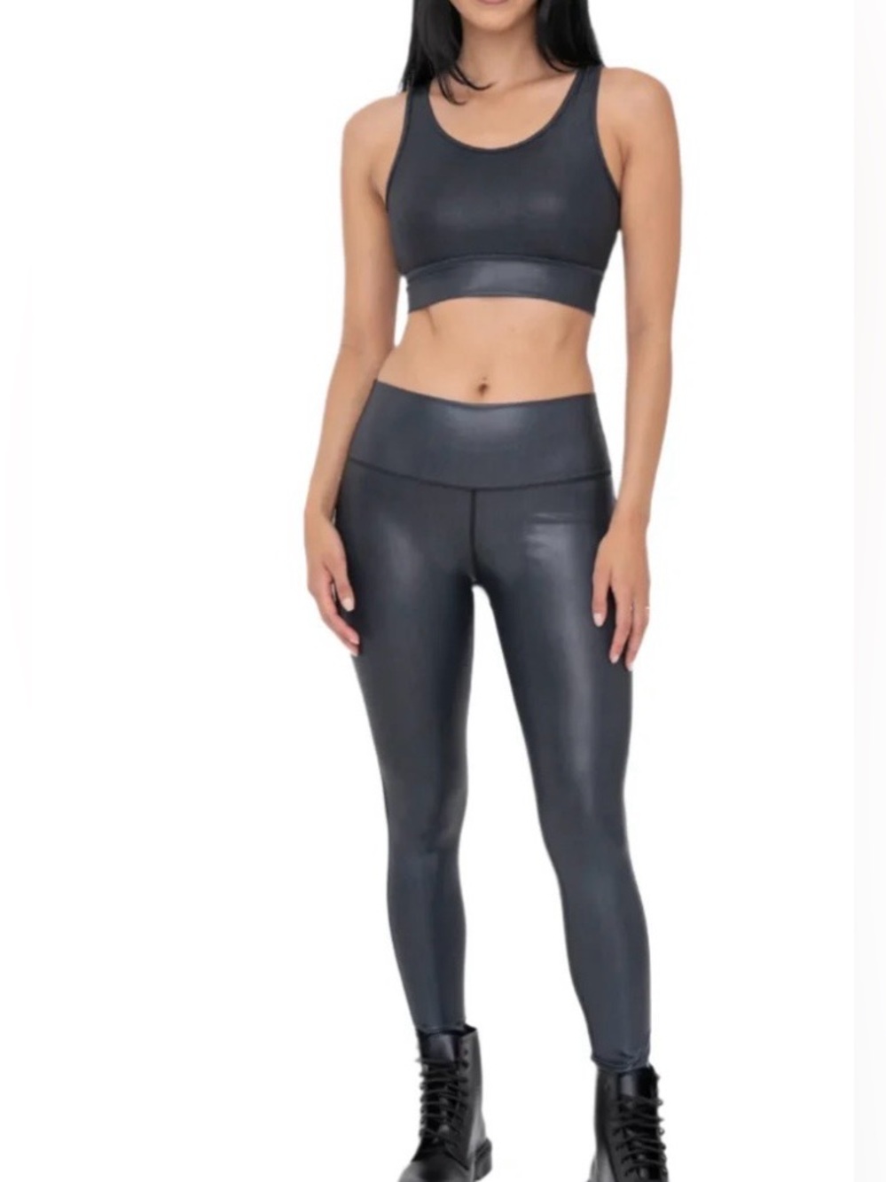 NWT Mono B Black Blue
Foil Metallic High Waist Leggings Size M